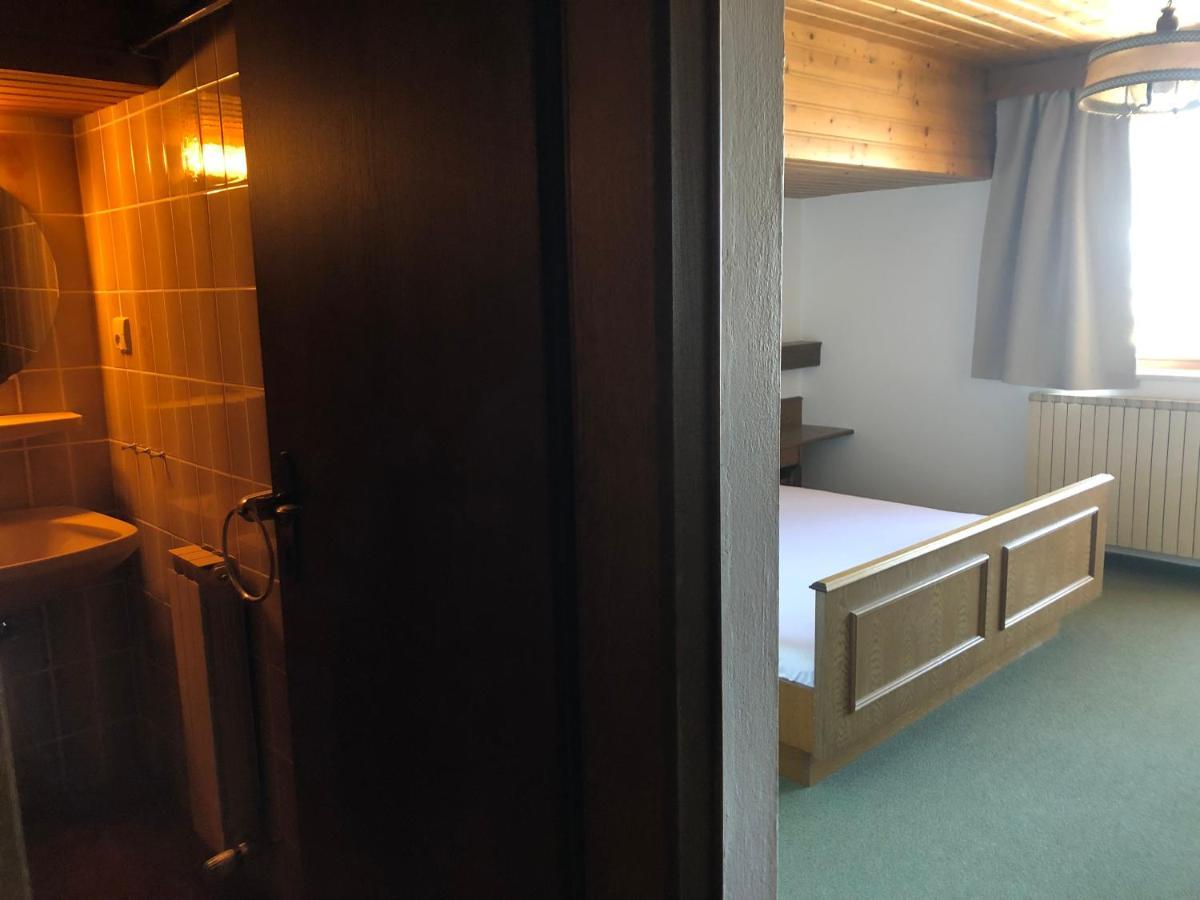 Ferienhaus Gerti เวอร์เฟนแวง ภายนอก รูปภาพ
